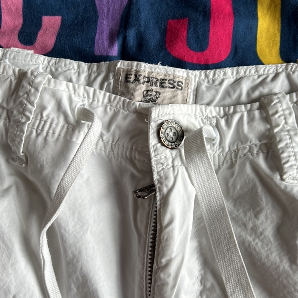 Express pants - Picture 3 of 3